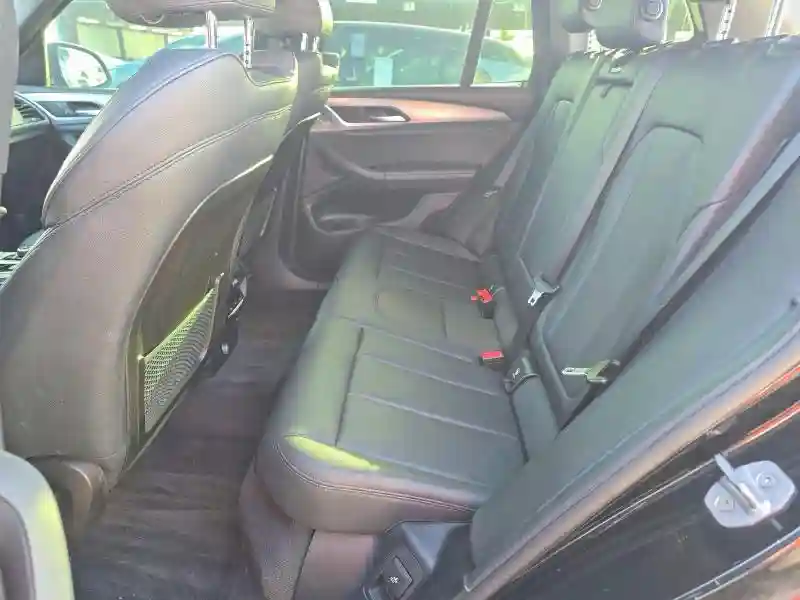 5UXTR7C55KLA48373 2019 BMW X3-5