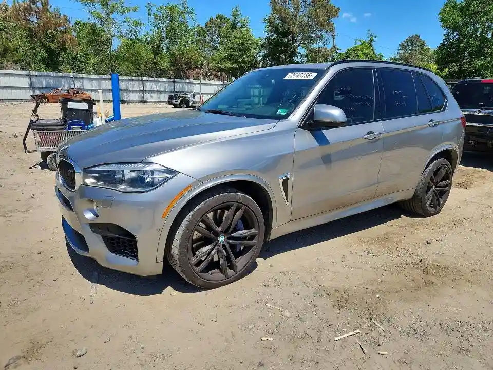5YMKT6C53J0X21271 2018 BMW X5-0