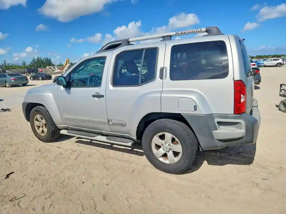 5N1AN0NU1BC523624 2011 NISSAN XTERRA-1