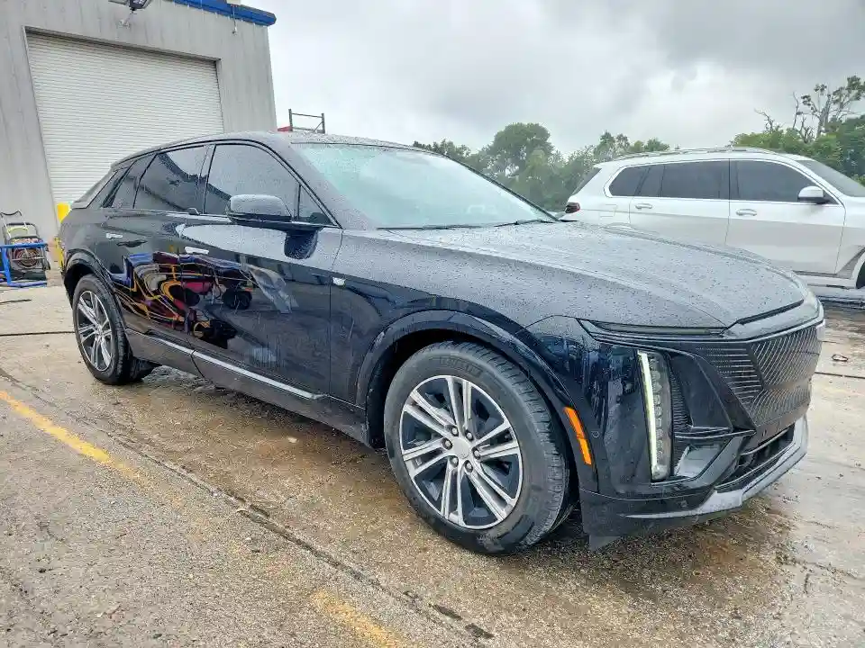 1GYKPMRK4PZ002768 2023 CADILLAC ALL OTHER-3