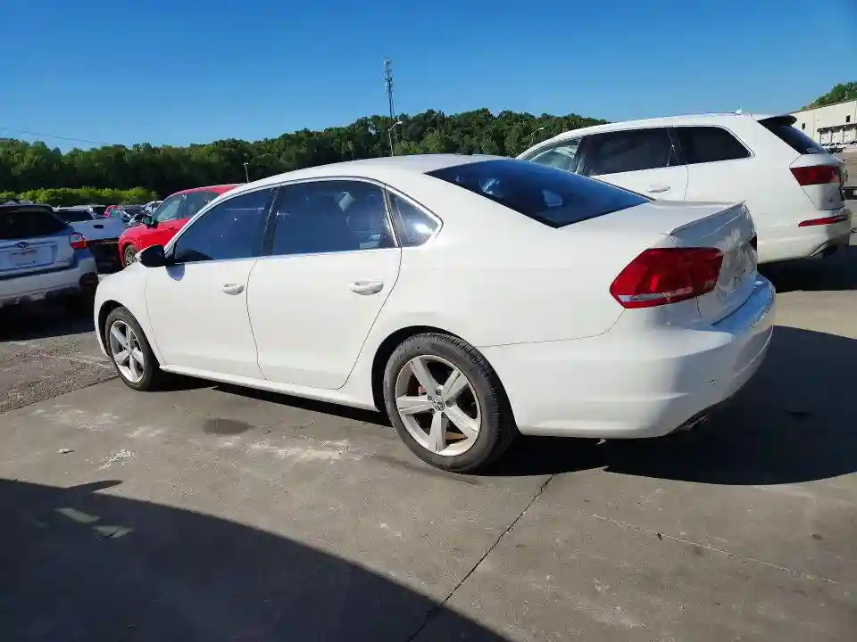 1VWBP7A34CC059476 2012 VOLKSWAGEN PASSAT-1