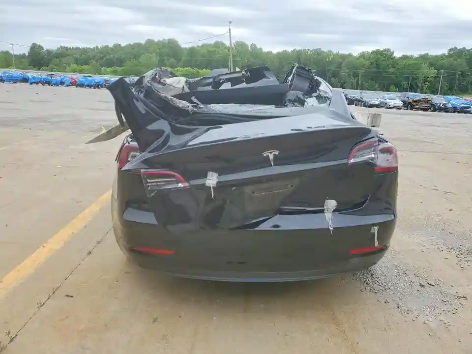 5YJ3E1EA4PF436478 2023 TESLA MODEL 3-5