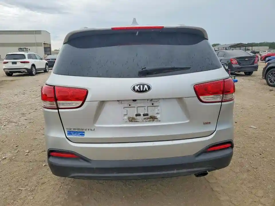 5XYPGDA3XGG031965 2016 KIA SORENTO-5
