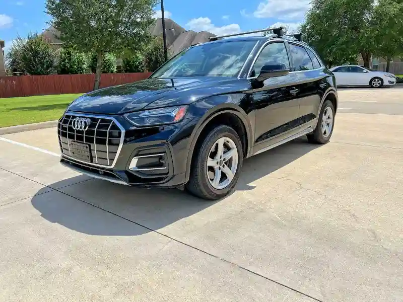 WA1AAAFY8M2003513 2021 AUDI Q5-1