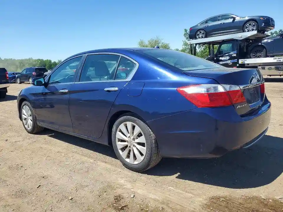 1HGCR2F85DA035906 2013 HONDA ACCORD-1