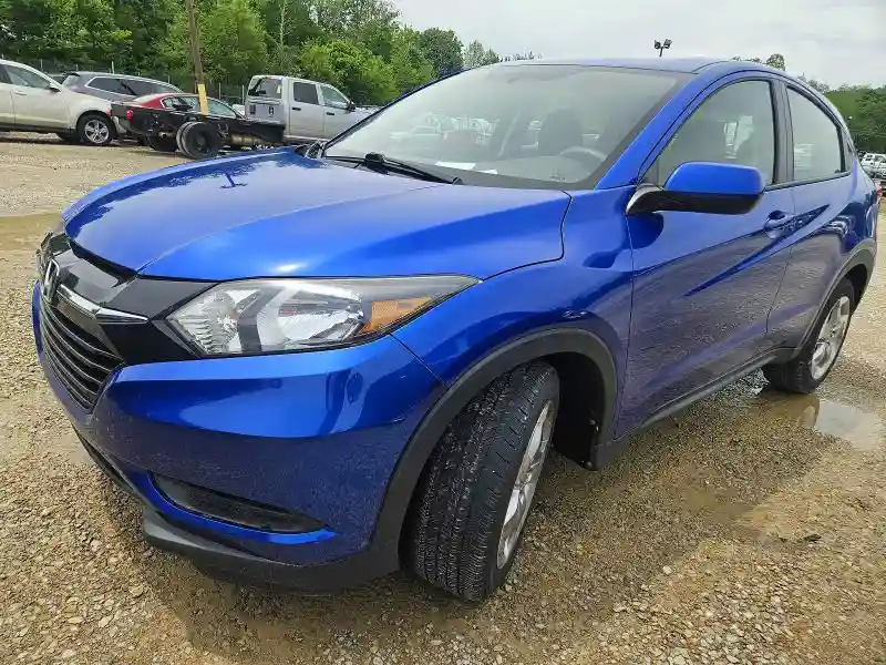 3CZRU6H3XJG729613 2018 HONDA HR-V-1