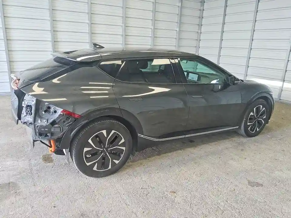 KNDC34LA4P5127895 2023 KIA ALL OTHER-2