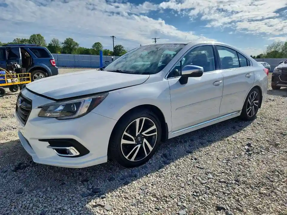 4S3BNAR63J3010738 2018 SUBARU LEGACY-0