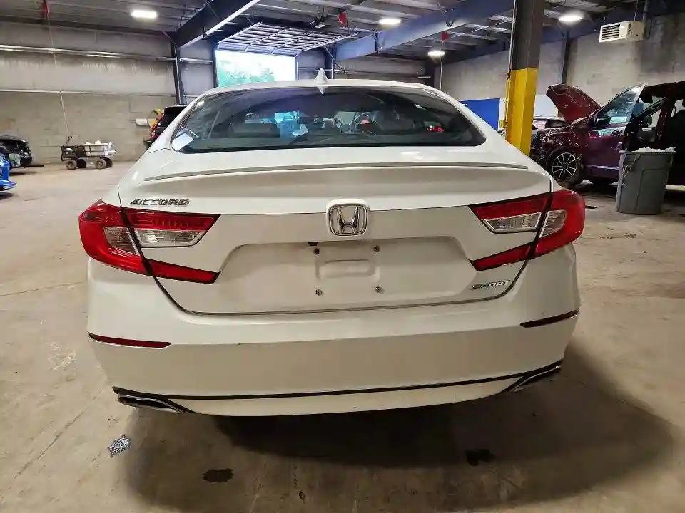 1HGCV1F36JA265850 2018 HONDA ACCORD-5