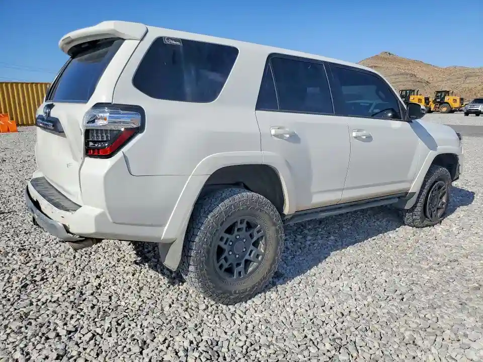 JTEBU5JR3G5363666 2016 TOYOTA 4RUNNER-2