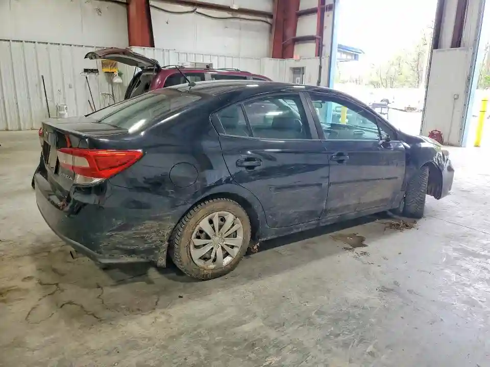 4S3GKAA69J3606205 2018 SUBARU IMPREZA-2
