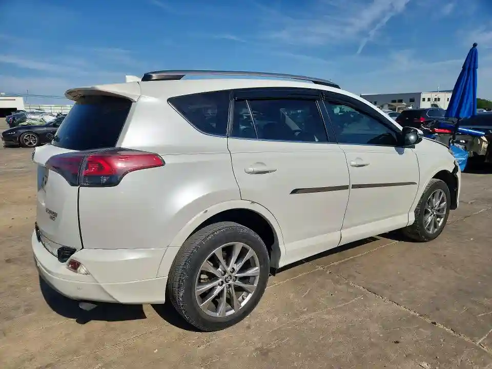 2T3DFREV4JW761832 2018 TOYOTA RAV4-2