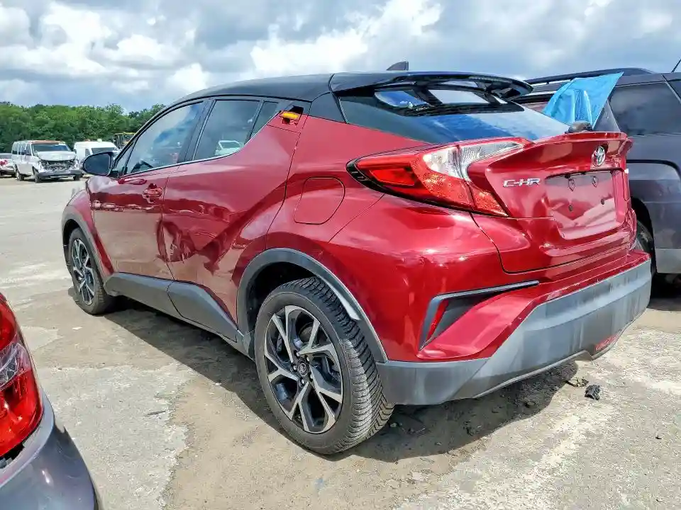NMTKHMBX3KR081545 2019 TOYOTA C-HR-1