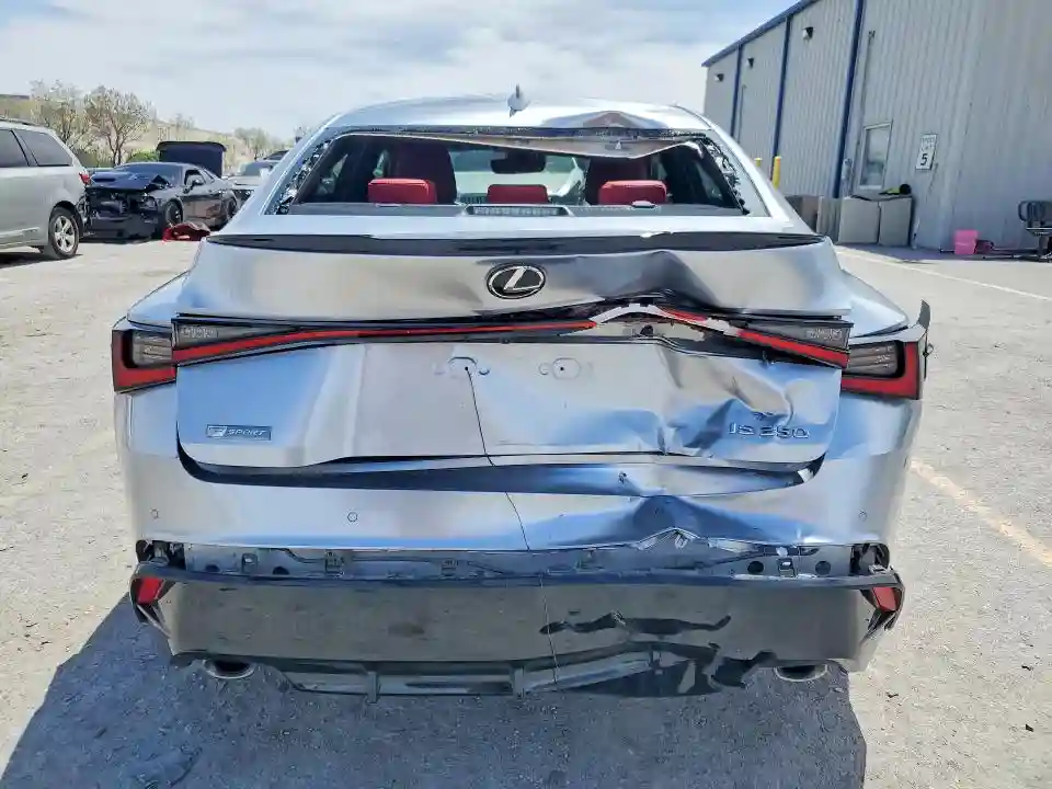 JTHGZ1B2XM5043454 2021 LEXUS IS-5