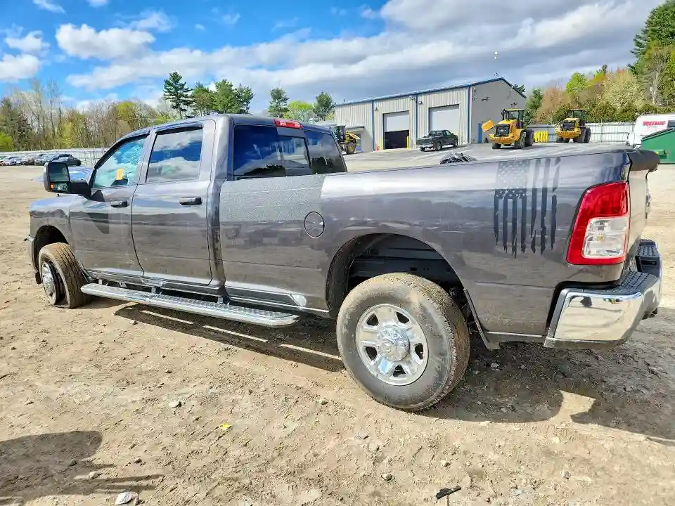 3C6UR5HJ0RG265681 2024 RAM 2500-1