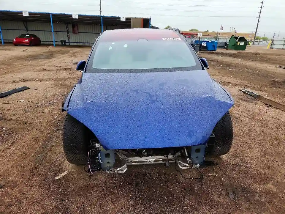 5YJXCBE24KF203263 2019 TESLA MODEL X-4