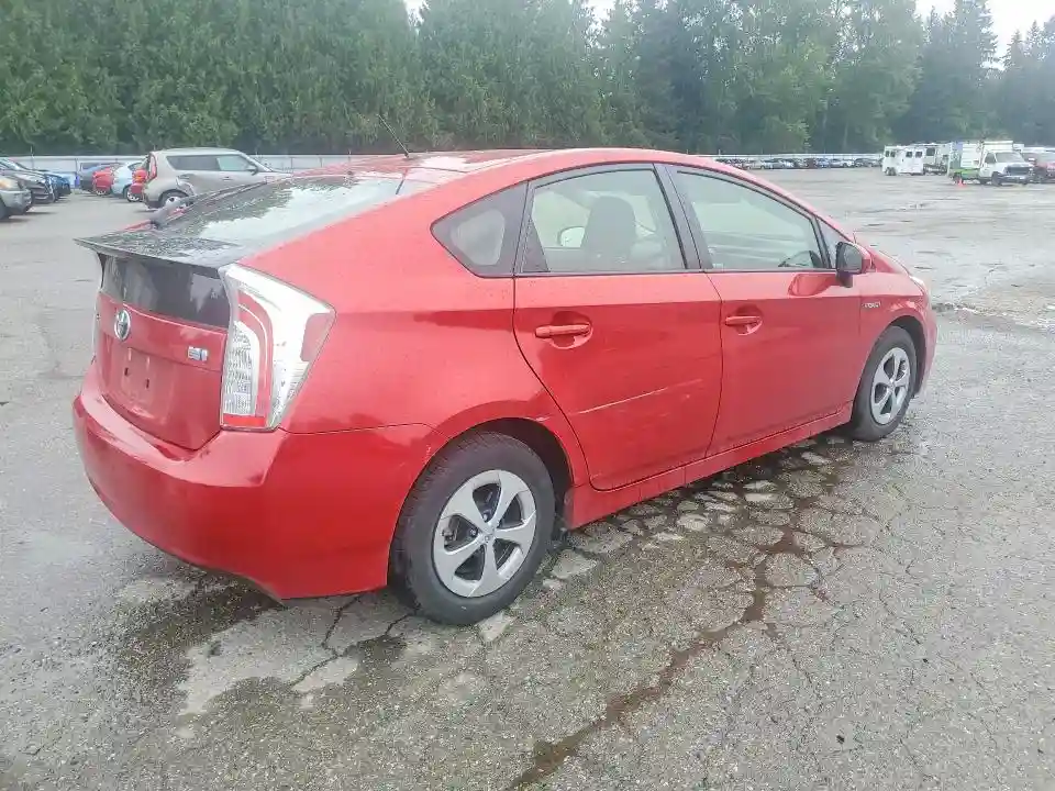 JTDKN3DU0D5554401 2013 TOYOTA PRIUS-2