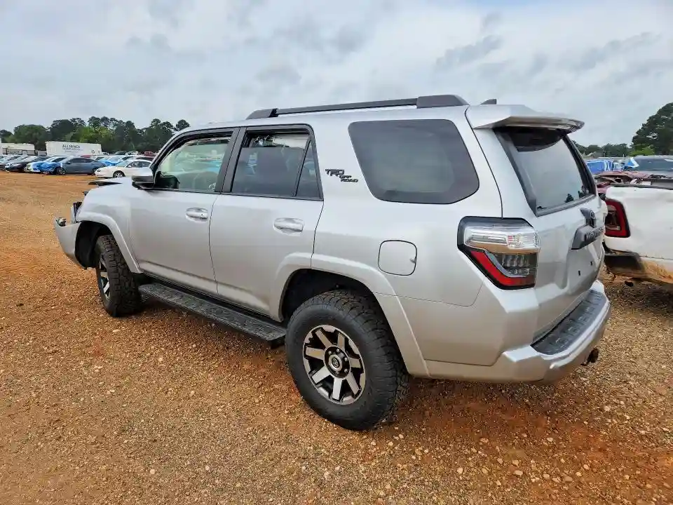 JTEPU5JR9N6006148 2022 TOYOTA 4RUNNER-1