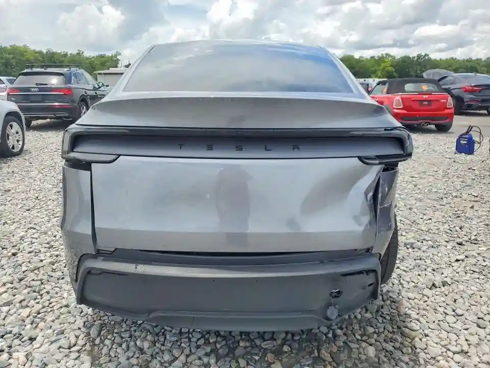7SAYGDED2TF525166 2026 TESLA MODEL Y-5