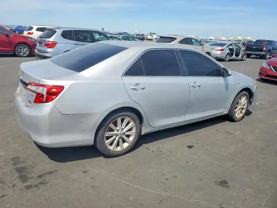4T1BD1FK2CU054064 2012 TOYOTA CAMRY-2