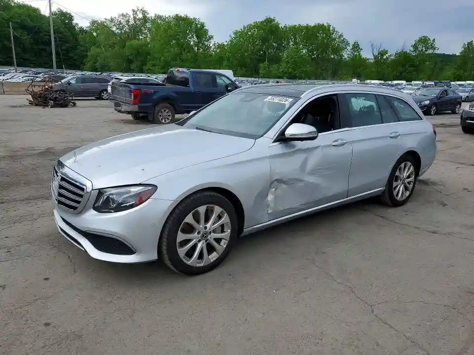 WDDZH6JB2KA572533 2019 MERCEDES-BENZ E-CLASS-0
