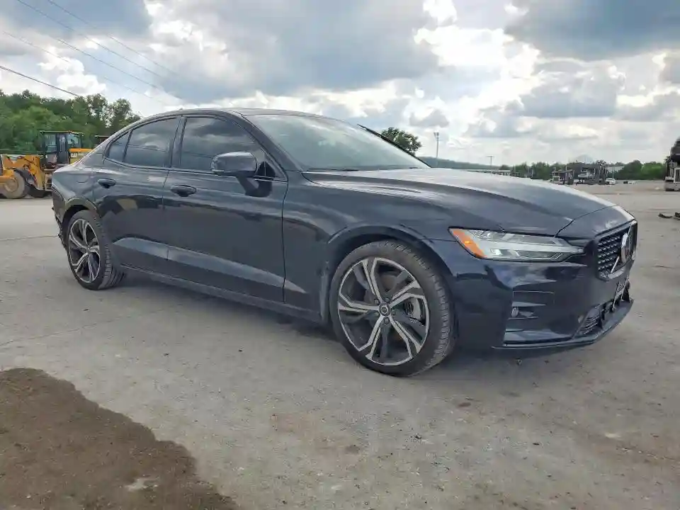 7JRL12TK3RG322463 2024 VOLVO S60 CORE-3