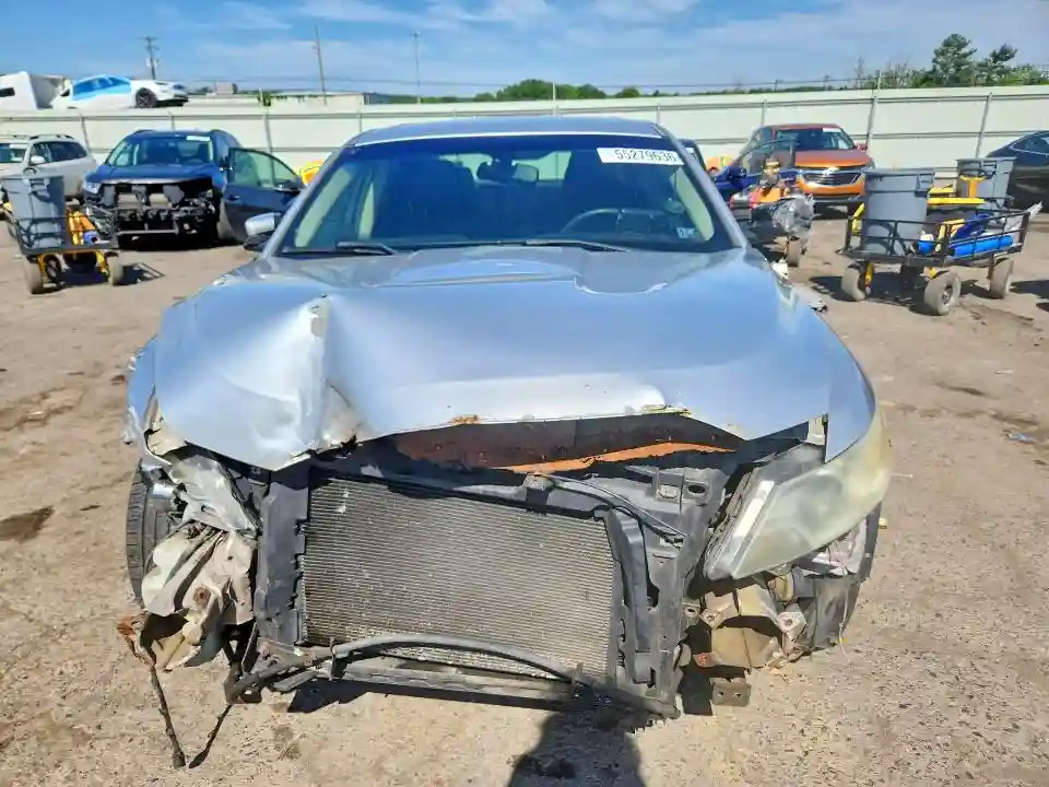 1FAHP2EW3BG156699 2011 FORD TAURUS-4