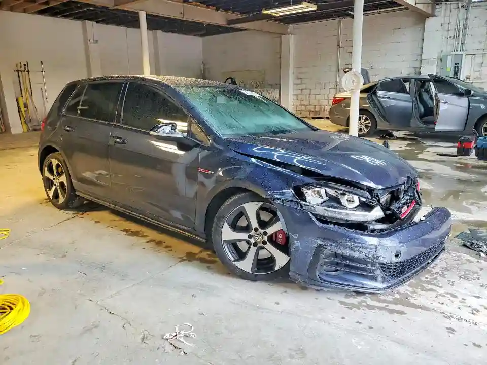 3VW6T7AU4KM029963 2019 VOLKSWAGEN GTI-3