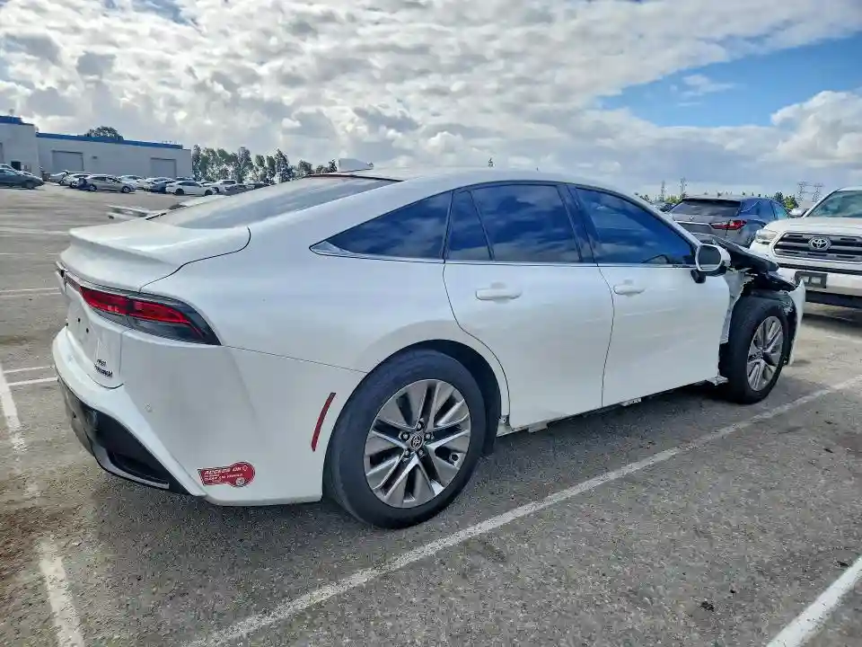 JTDAAAAA2PA009835 2023 TOYOTA MIRAI-2