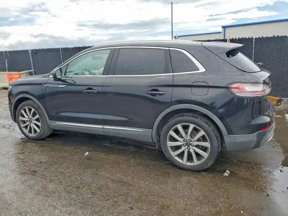 2LMPJ6K95KBL35282 2019 LINCOLN NAUTILUS-1