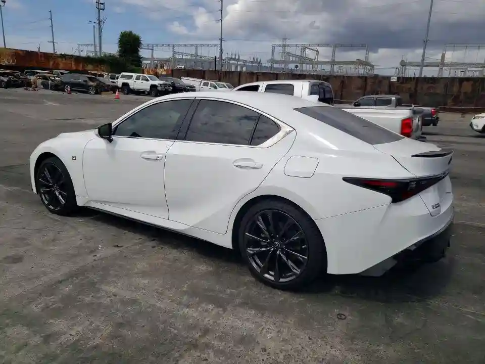 JTHGZ1E26M5021141 2021 LEXUS IS-1
