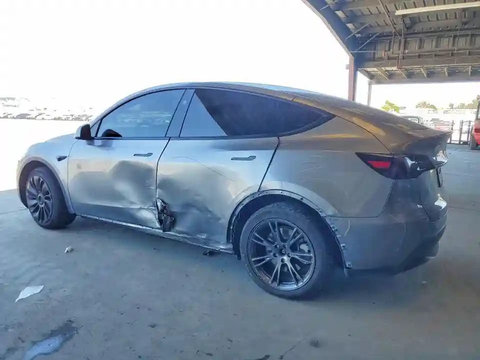 7SAYGAEE1RF127897 2024 TESLA MODEL Y-1