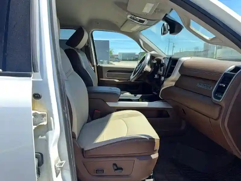 3C63RRJL1PG575320 2023 RAM 3500-4