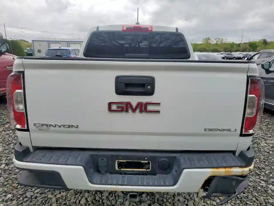 1GTP6EE13J1302082 2018 GMC CANYON-5