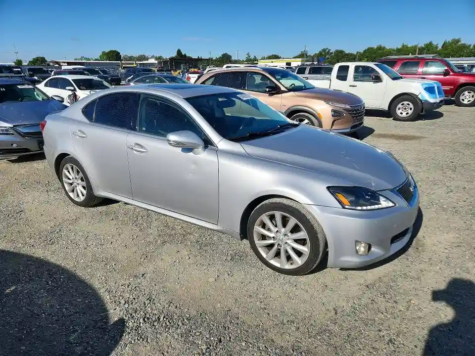 JTHBF5C24A5107458 2010 LEXUS IS-3