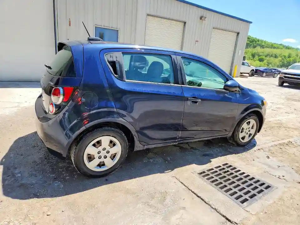 1G1JA6SH9F4141831 2015 CHEVROLET SONIC-2