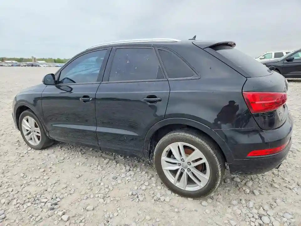 WA1BCCFS1HR016560 2017 AUDI Q3-1