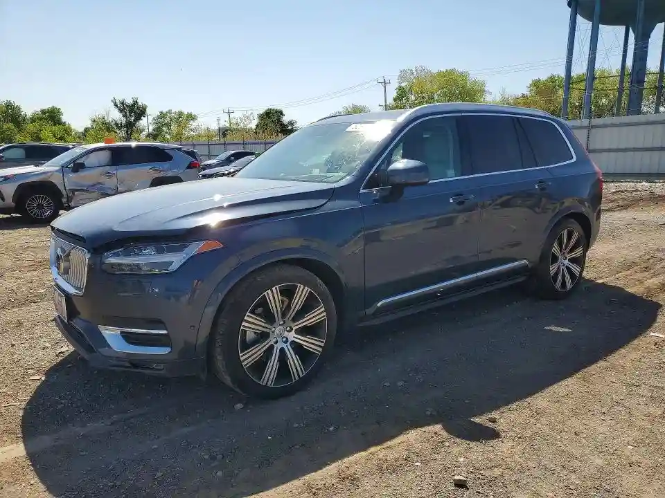 YV4A22PL5N1798407 2022 VOLVO XC90-0