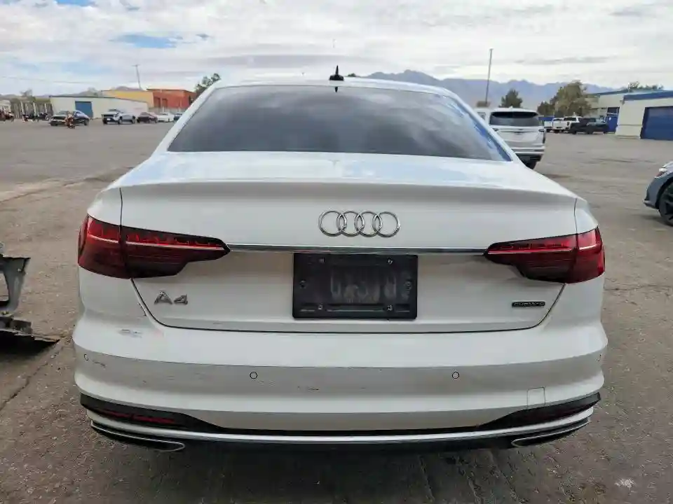 WAUABAF43NN000693 2022 AUDI A4-5