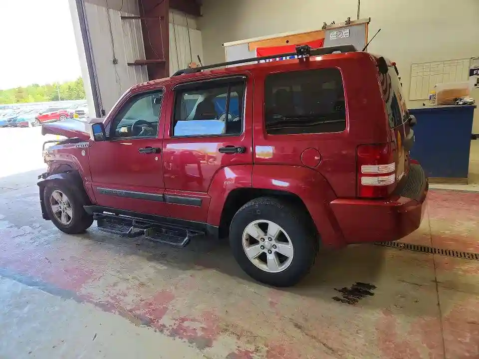 1C4PJMAK7CW109768 2012 JEEP LIBERTY-1