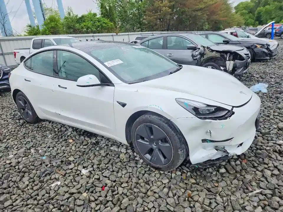 5YJ3E1EA9PF574596 2023 TESLA MODEL 3-3