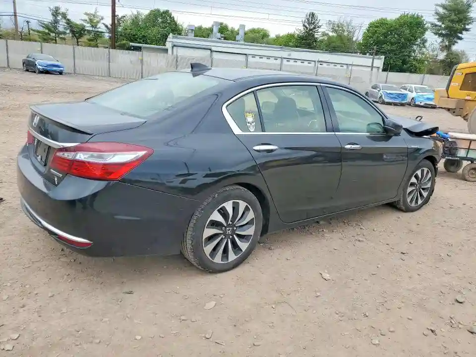 JHMCR6F51HC030478 2017 HONDA ACCORD-2