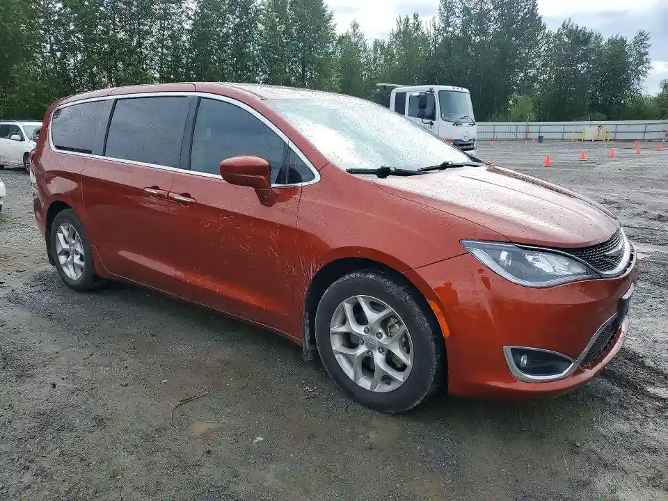 2C4RC1FG1JR340547 2018 CHRYSLER PACIFICA-3