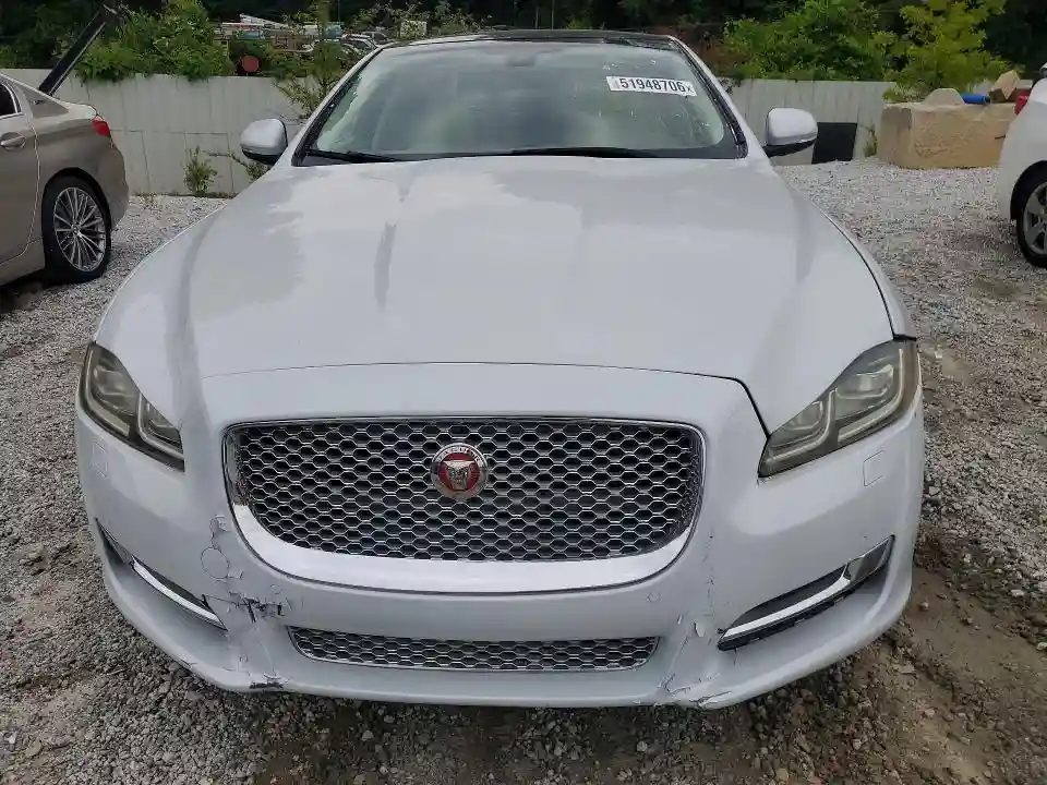SAJWA2G74H8W10715 2017 JAGUAR XJ-4