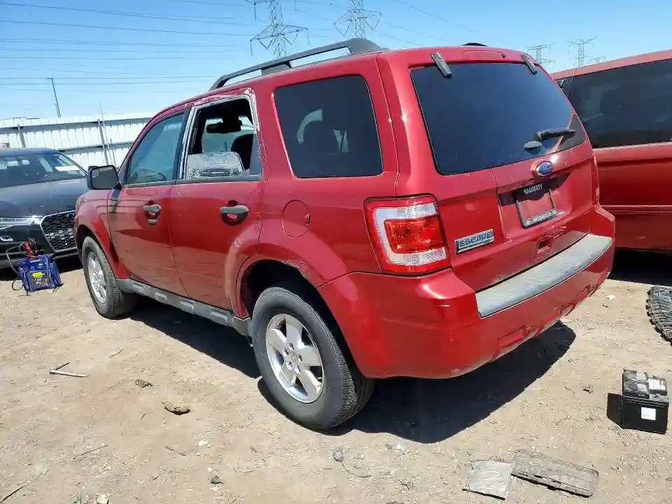 1FMCU0D74BKA99739 2014 FORD ESCAPE-1