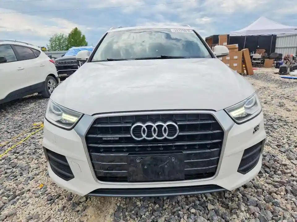 WA1JCCFS9HR007083 2017 AUDI Q3-4