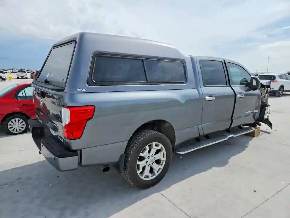 1N6BA1F4XHN569391 2017 NISSAN TITAN-2