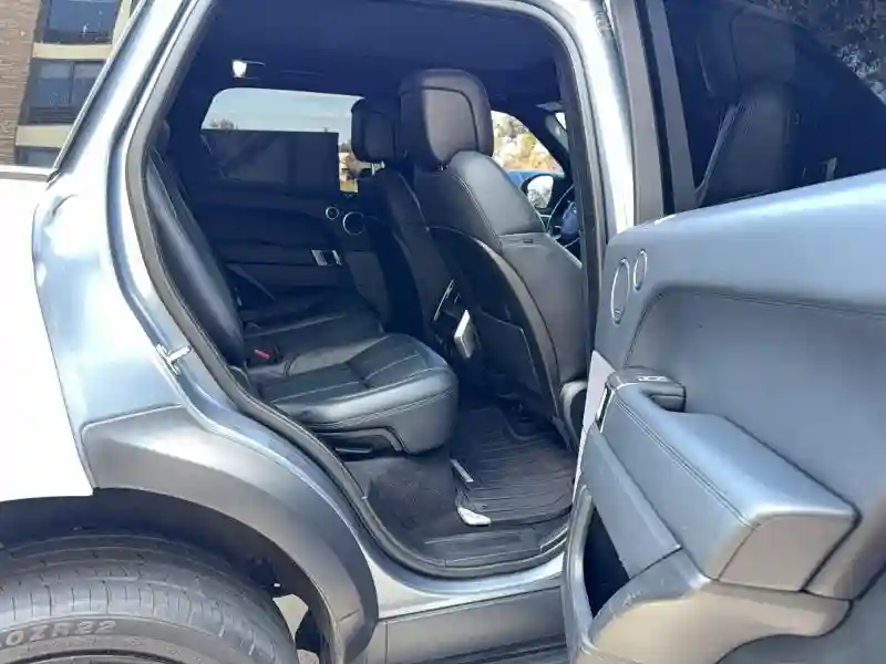 SALWG2RV3JA404415 2018 LAND ROVER RANGEROVER-5