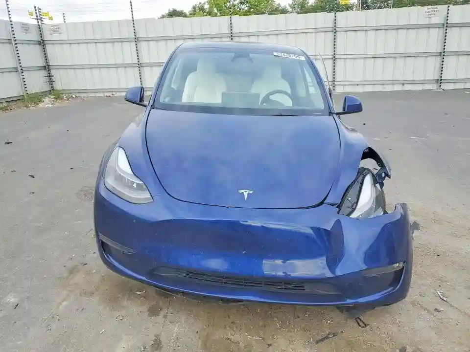7SAYGDEE4PF855275 2023 TESLA MODEL Y-4