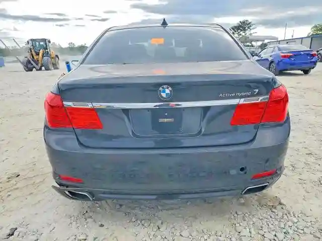 WBAKX8C55CC198441 2012 BMW 7 SERIES-5
